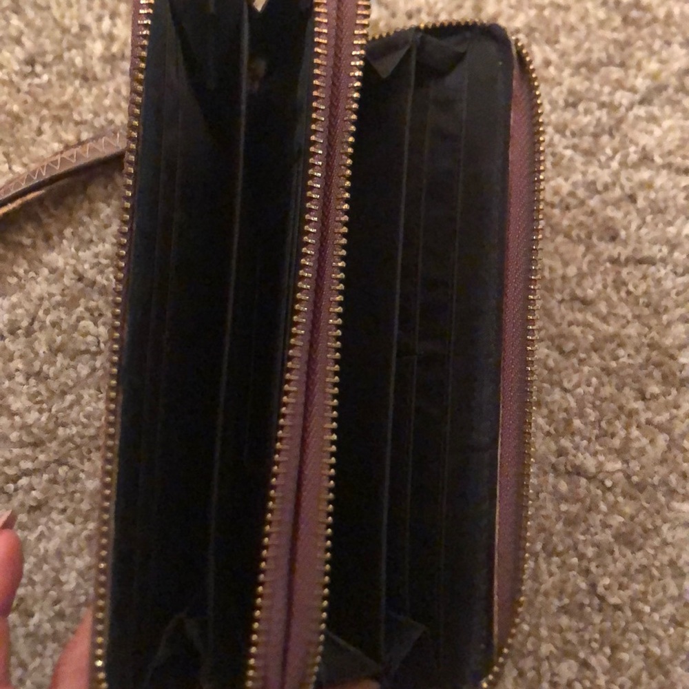 Wallet - Picture 3 of 3